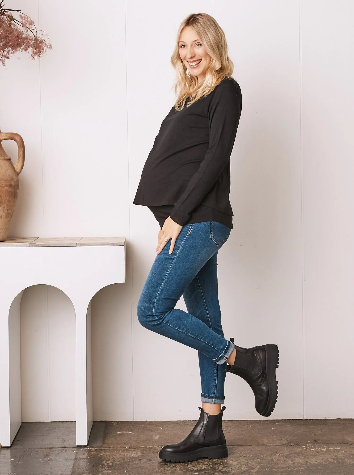 Bamboo Cotton Long Sleeve Maternity Top in Black