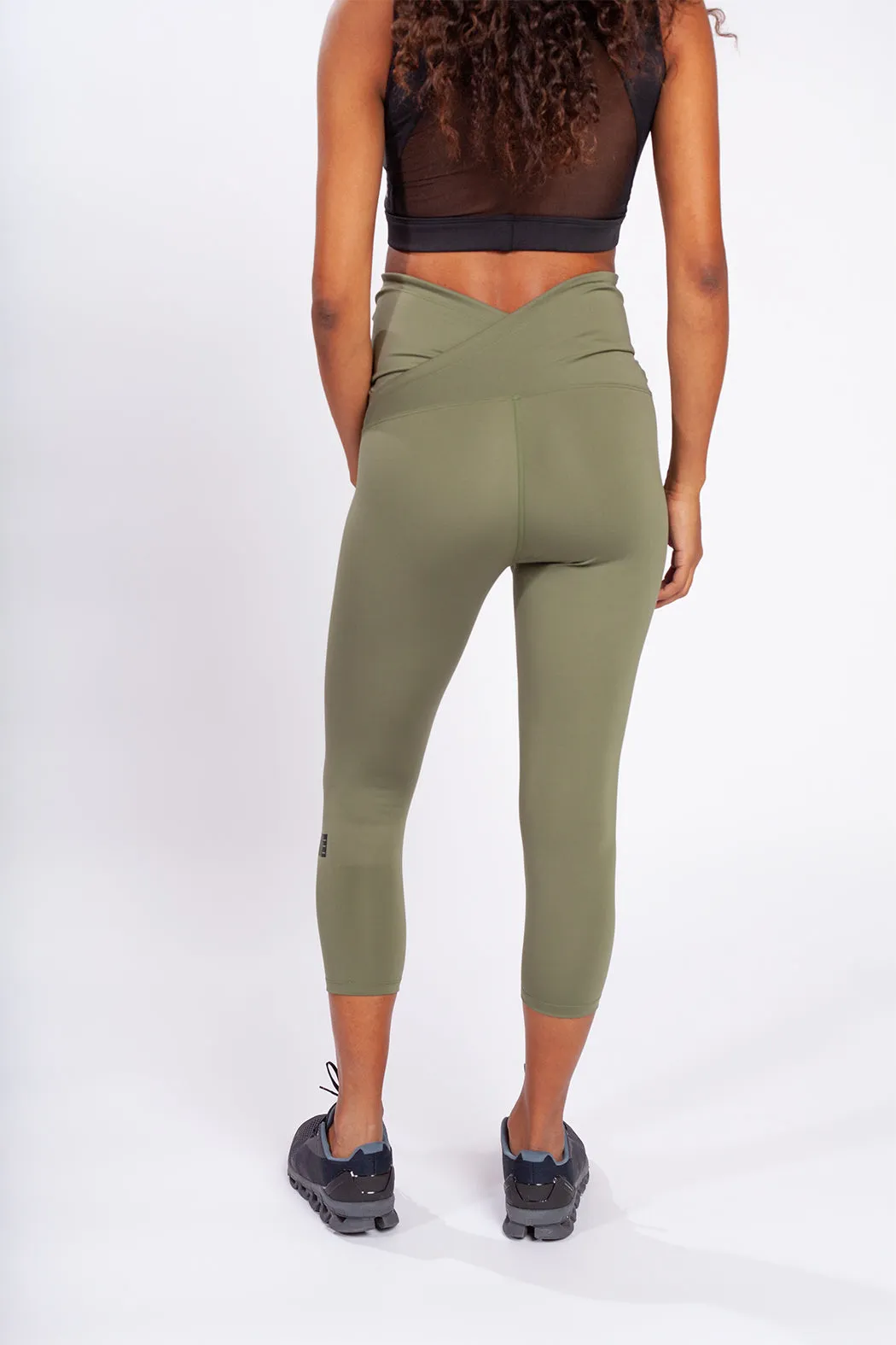 Betty Crop Leggings