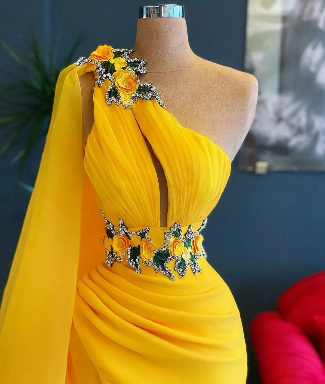 Charming Yellow One Shoulder Mermaid Evening Dresses   Sleeveless Side Split Crystals Women Pageant Dressing   Gowns