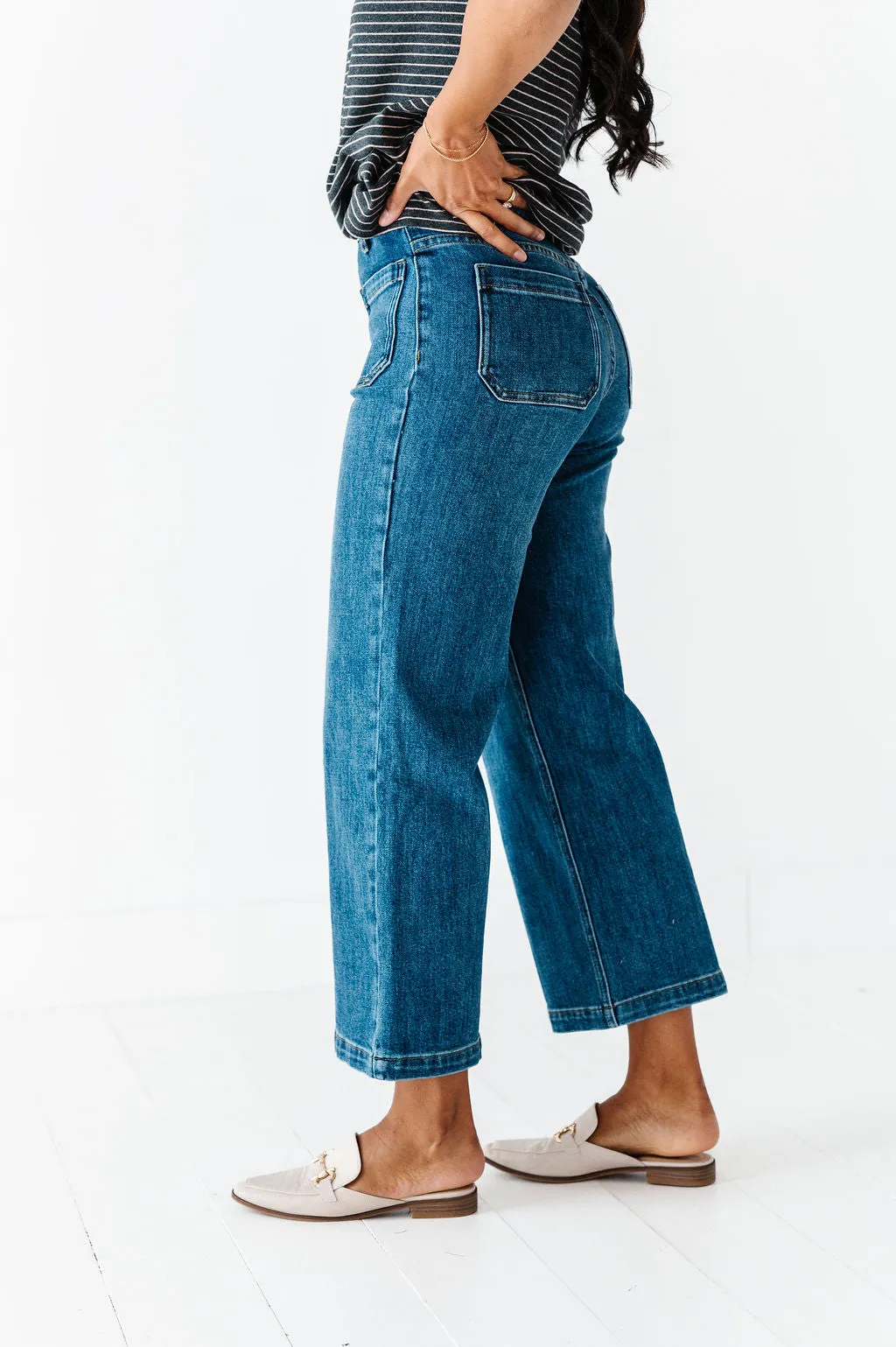 Jenny Straight Leg Cropped Jean - Size Large Left