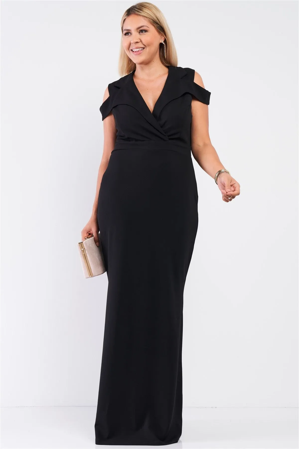 Plus Black Sleeveless Collared Plunging V-neck Maxi Dress