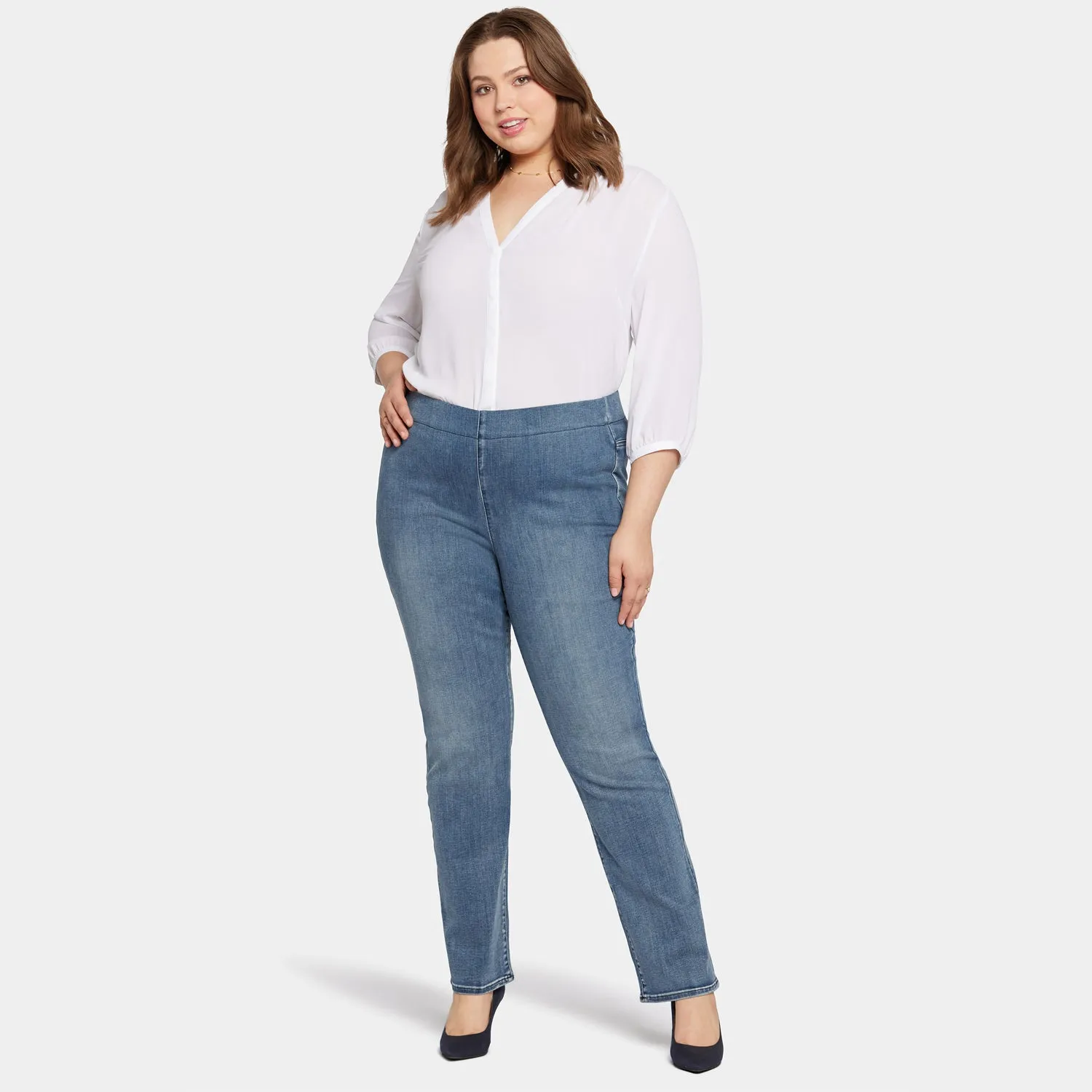 Pull-on Straight Jeans In Plus Size - Pristine